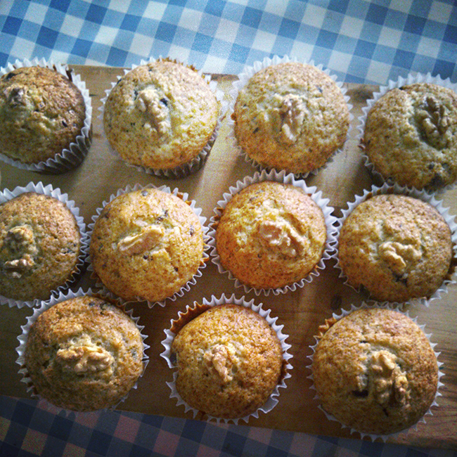 MAGDALENAS DE PLÁTANO CON PEPITAS DE CHOCOLATE