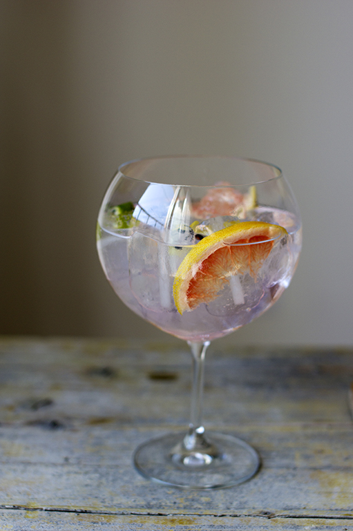GIN TONIC