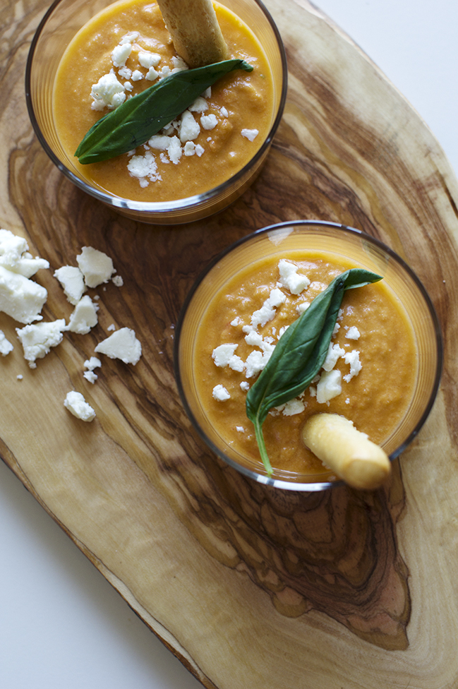 SALMOREJO CON QUESO FETA