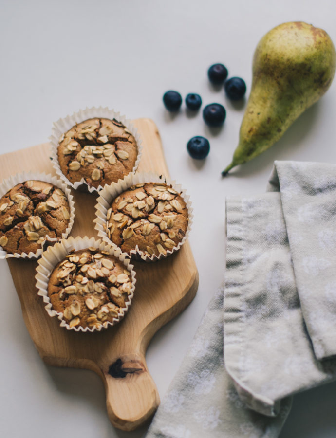 MUFFINS DE PERA Y ARÁNDANOS