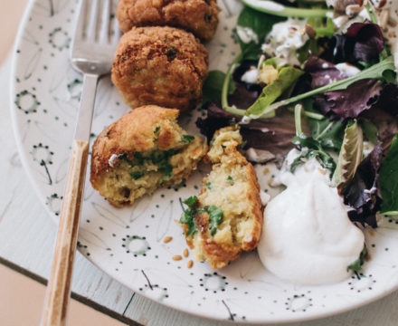 FALAFELS CON SALSA DE YOGUR